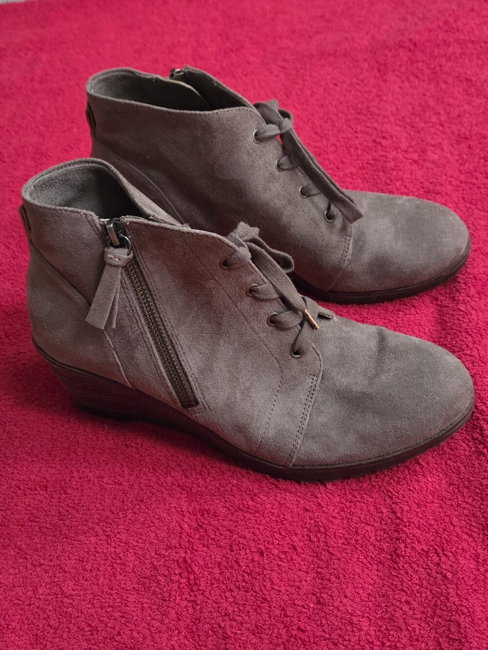 Dr. Scholl's Nelly Tan Suede Lace-Up Ankle Boots